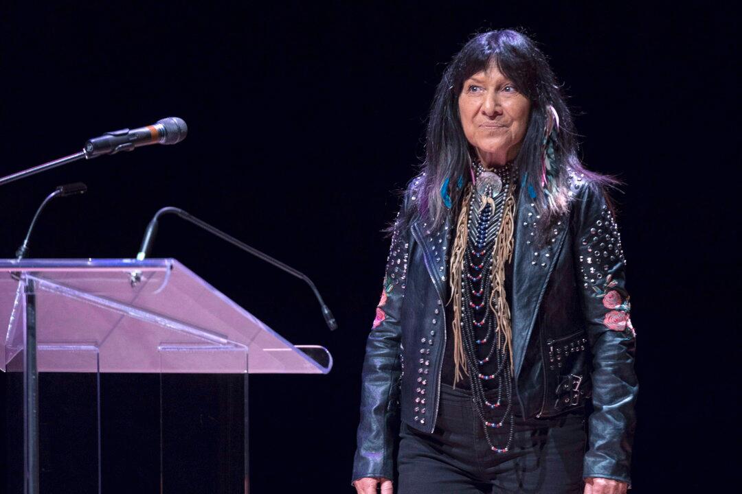 Singer-Songwriter Buffy Sainte-Marie Stripped of Order of Canada