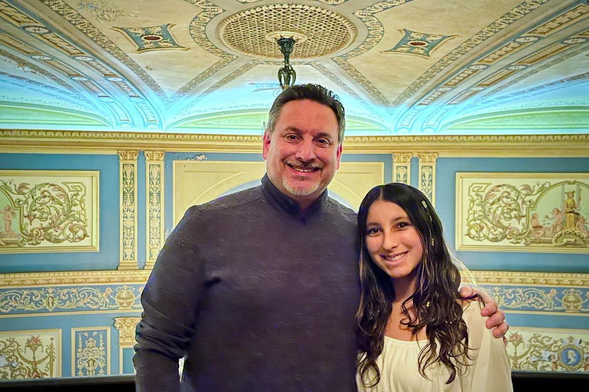 Father and Daughter Have Made Shen Yun an Annual Tradition