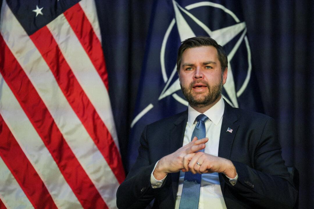 đ§News Brief: Vance Criticizes Europe in Munich Speech; US, Canada Sign Agreement to Combat Violent Venezuelan Gang