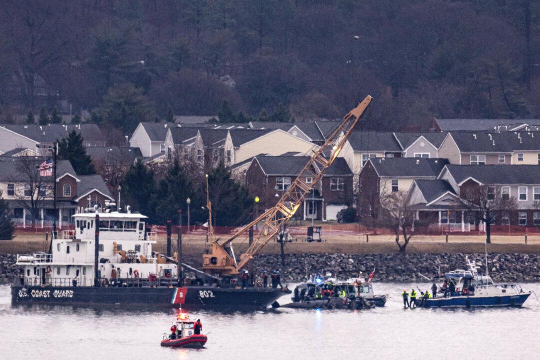 2 Weeks Since the Washington Air Crash—What to Know