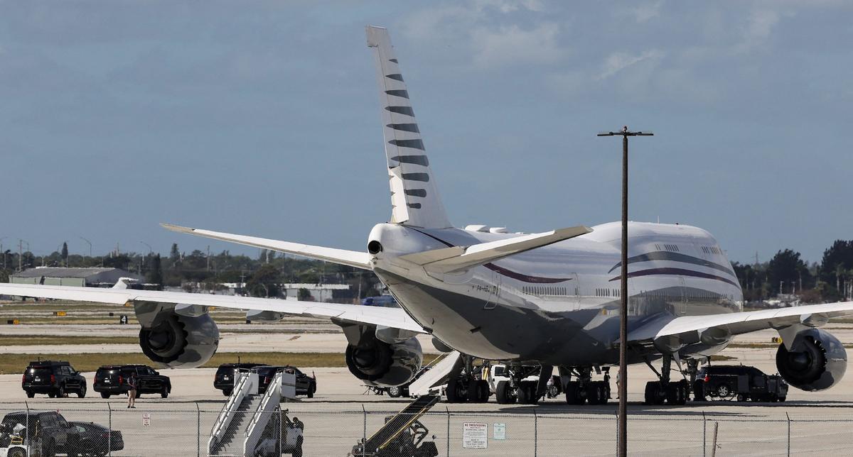 Trump Tours Boeing Plane Amid Frustration Over Delays in New Air Force One Delivery