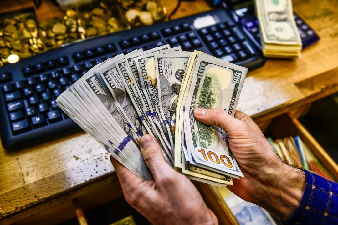 Nearly 1 in 3 Americans Have More Emergency Savings Than a Year Ago: Bankrate Survey