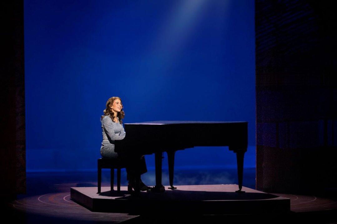 The Wonderful ‘Beautiful: The Carole King Musical’ in Chicagoland