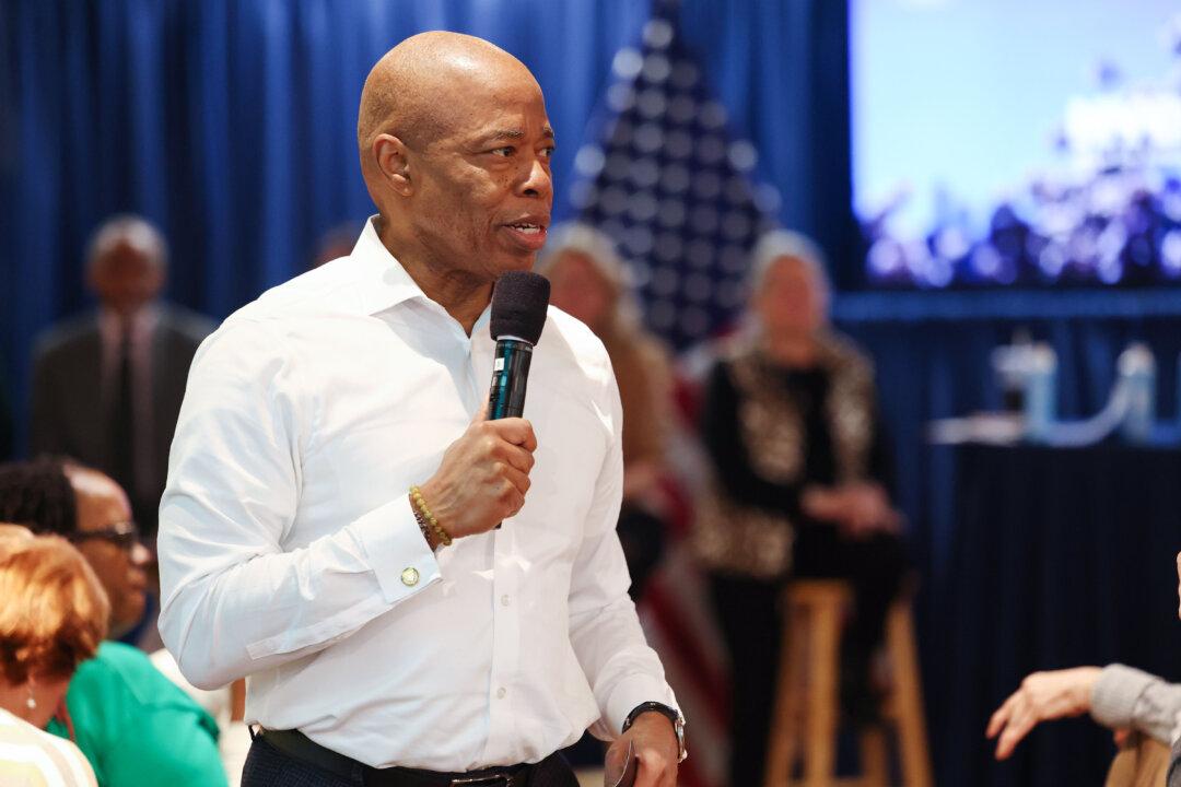 Four Senior Aides to New York City Mayor Resign