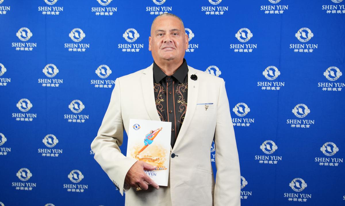 ‘There’s Always Hope’: Branch Manager Says After Watching Shen Yun