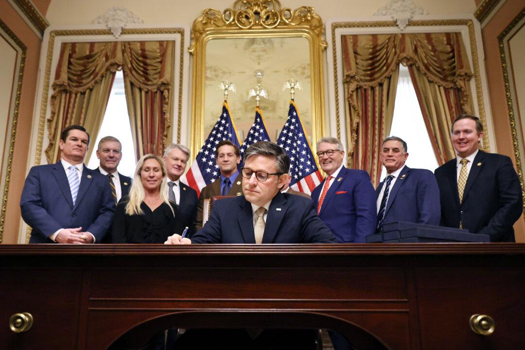 House to Move Ahead With Budget Plan to Fund Trump’s Agenda