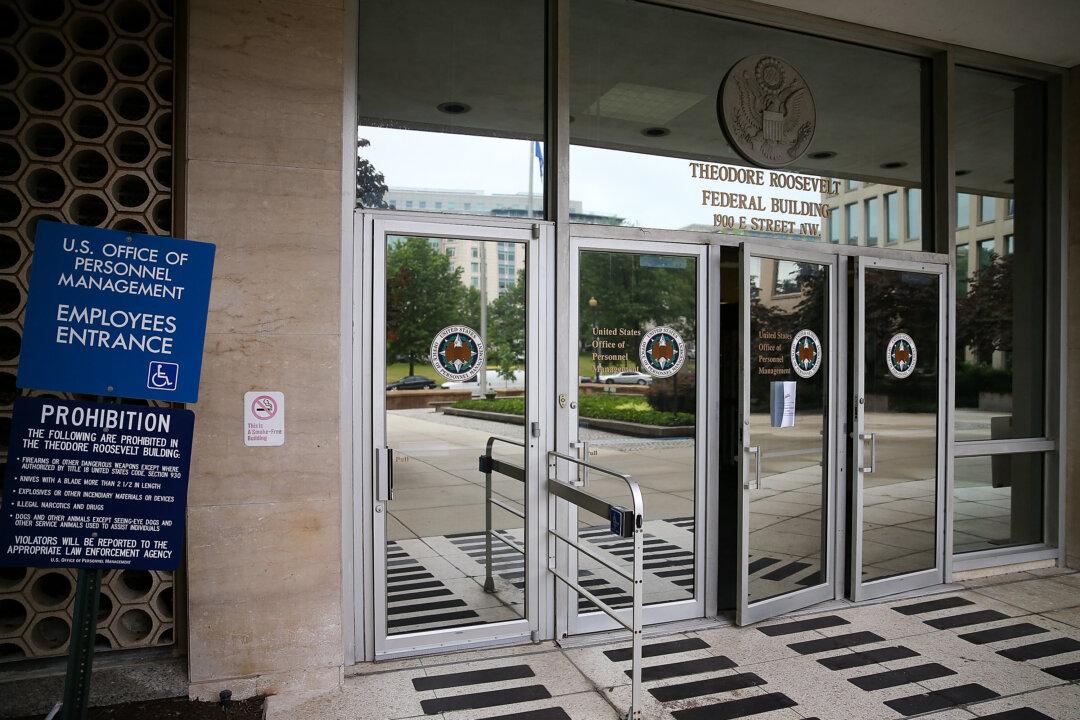 Federal Workers Who’ve Been Working From Home Returning to Offices This Week