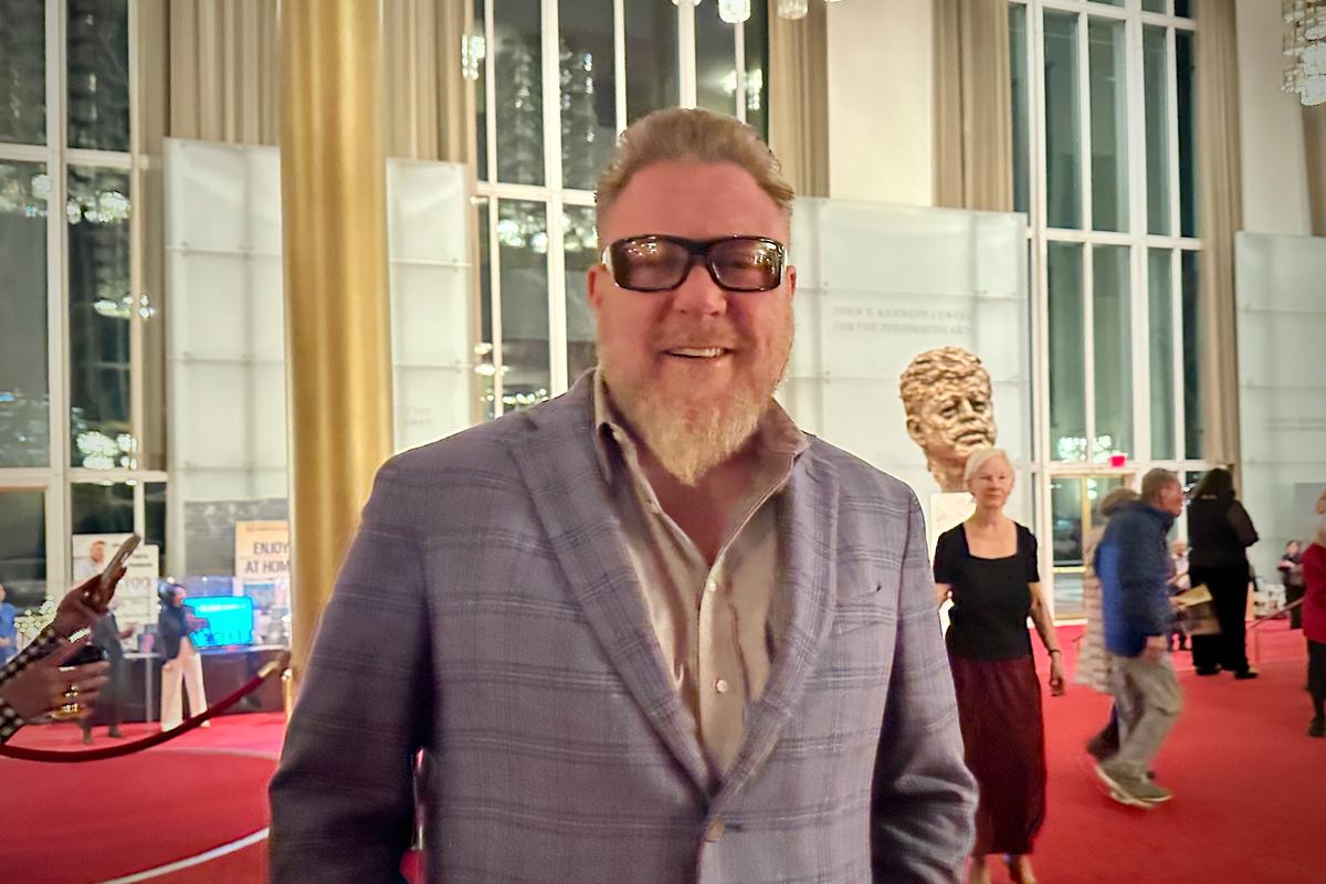 Shen Yun Is ‘Speaking Truth to Power’ Against the CCP, Says Author