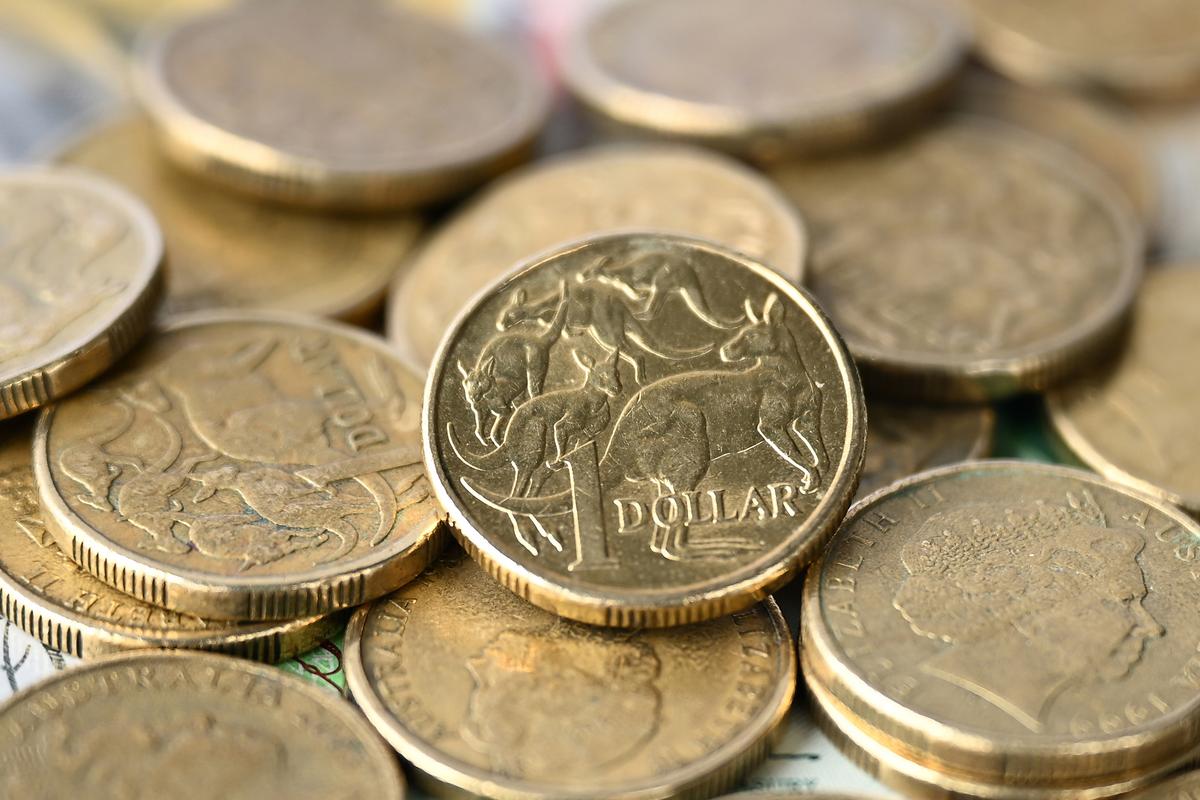 Australian Labor Government Pushes for Minimum Wage Increase Above Inflation