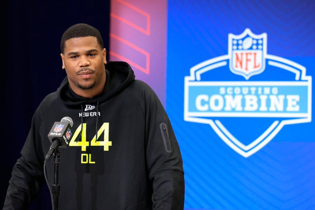 As NFL Draft Nears, Penn State Edge Rusher Says He Could Go No. 1