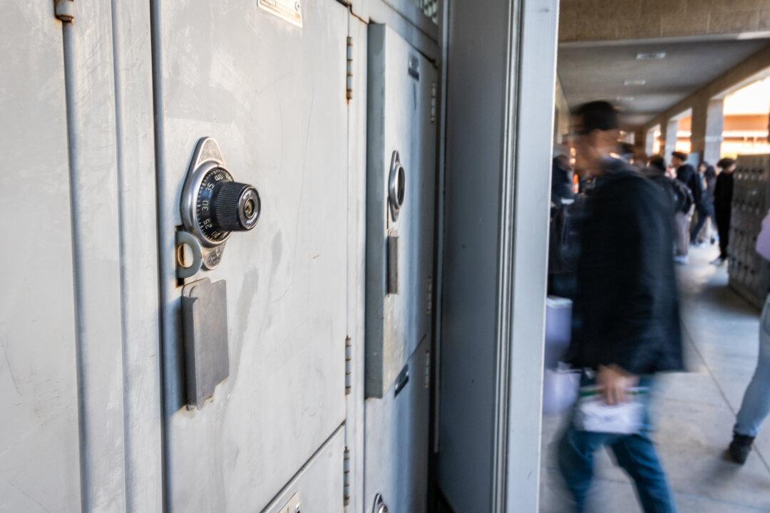 Californians Lose Faith in K–12 Education, Favor Trump’s Girls’ Sports Policy: Survey