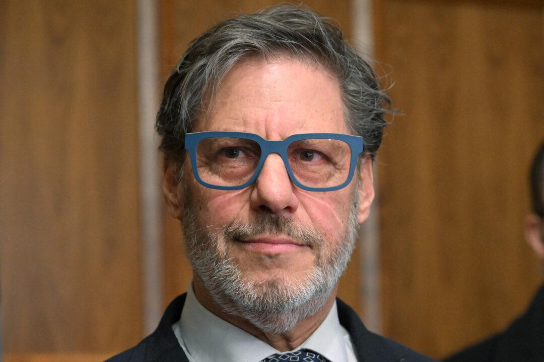 Quebec Replaces Digital Technology Minister Who Resigned Over Auto Board Scandal