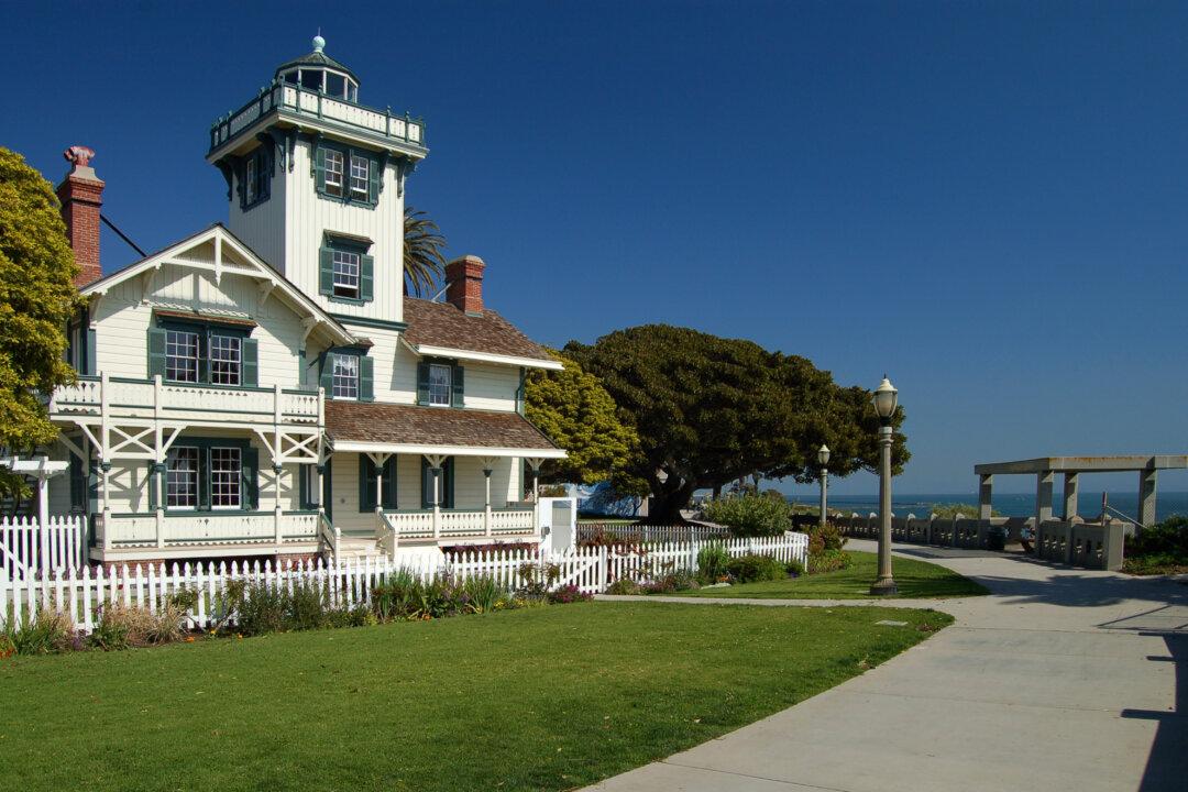 Visit This Victorian Lighthouse in Southern California for Free