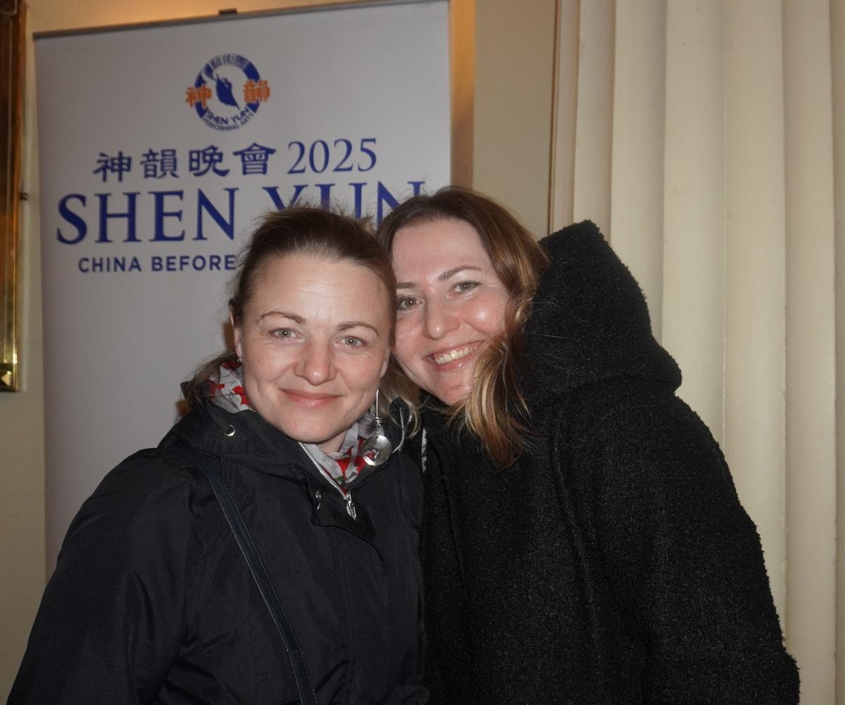 Theatergoer Says Shen Yun Is a ‘Beautiful Way of Seeing the World’