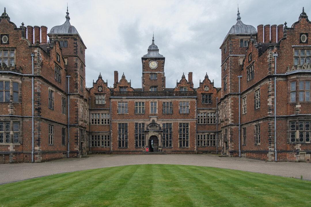 Aston Hall: A Jacobean Prodigy House