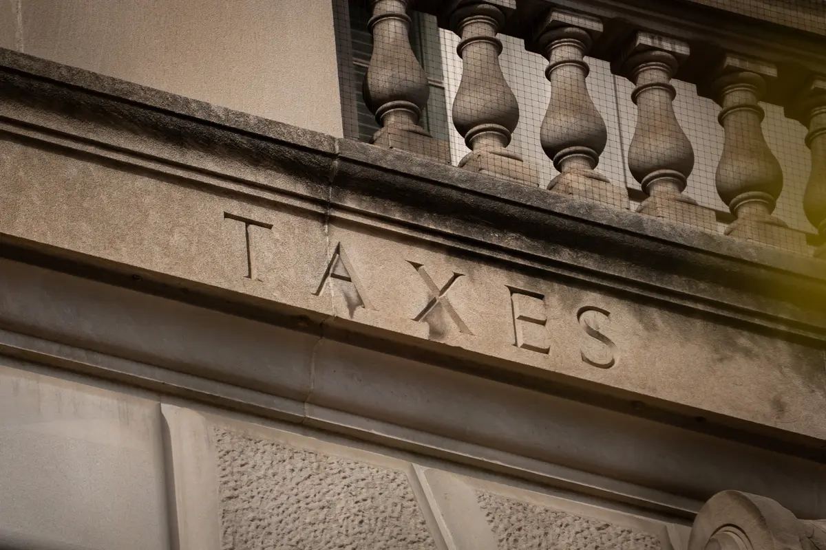 Americans Could See up to $2,000 Tax Refunds Next Year, Says Treasury Secretary thumbnail