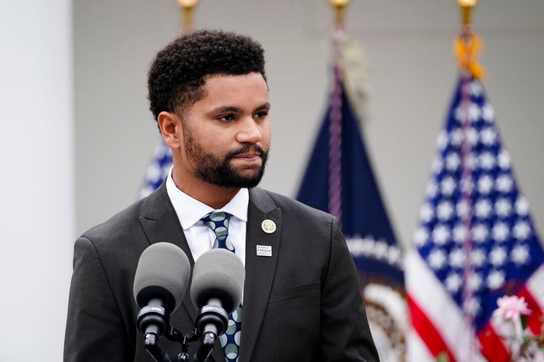 House Democrats Plan Town Halls in GOP Districts