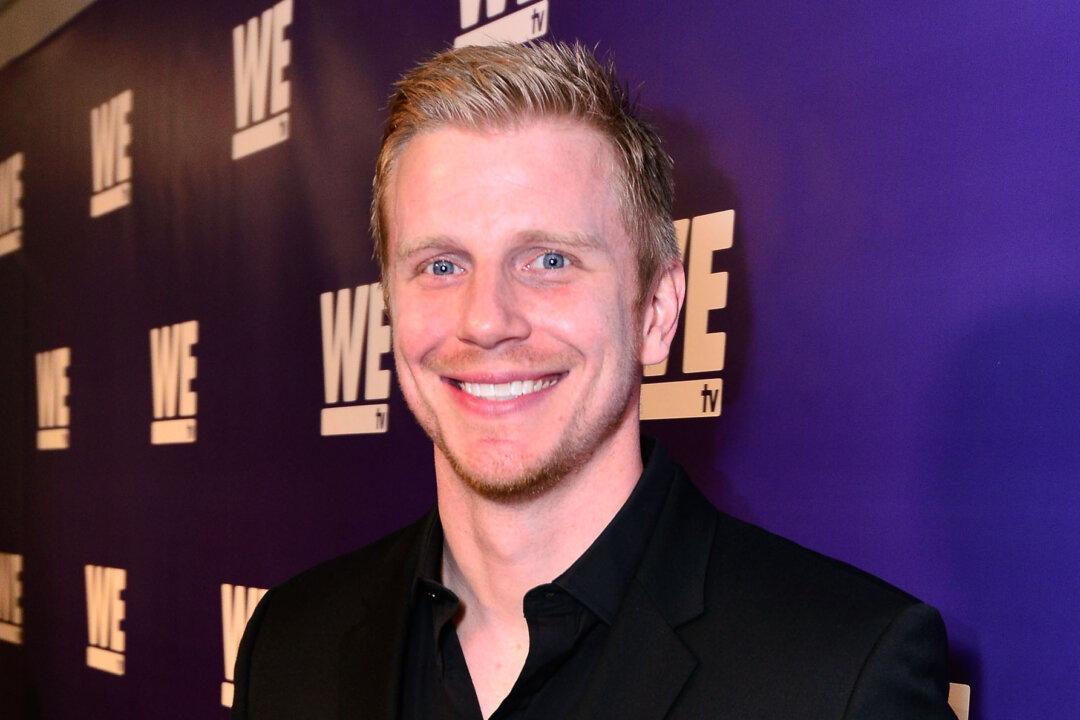 Former ‘Bachelor’ Star Sean Lowe Attacked Multiple Times by His Dog: ‘I Was Fighting for My Life’