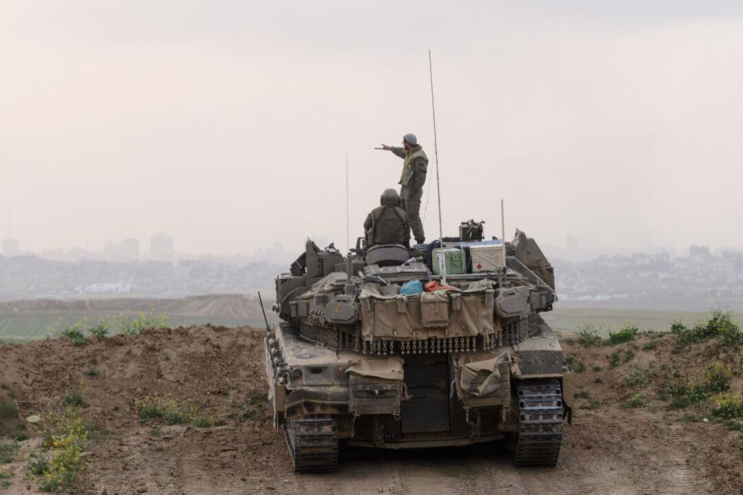 News Brief: Israel Launches Ground Operations in Gaza; Ukraine Agrees to Limited Cease-Fire in War With Russia