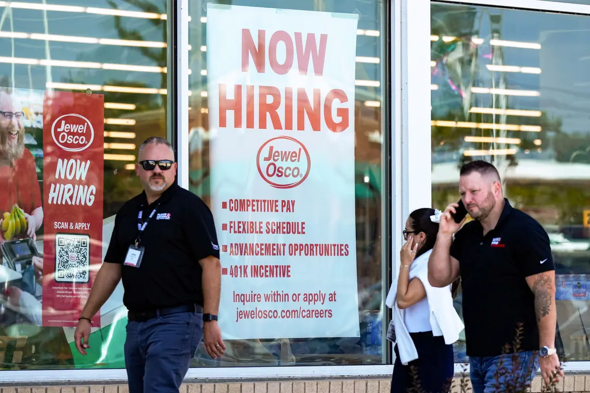 Unemployment Claims Climb Above Estimates to Highest Since February