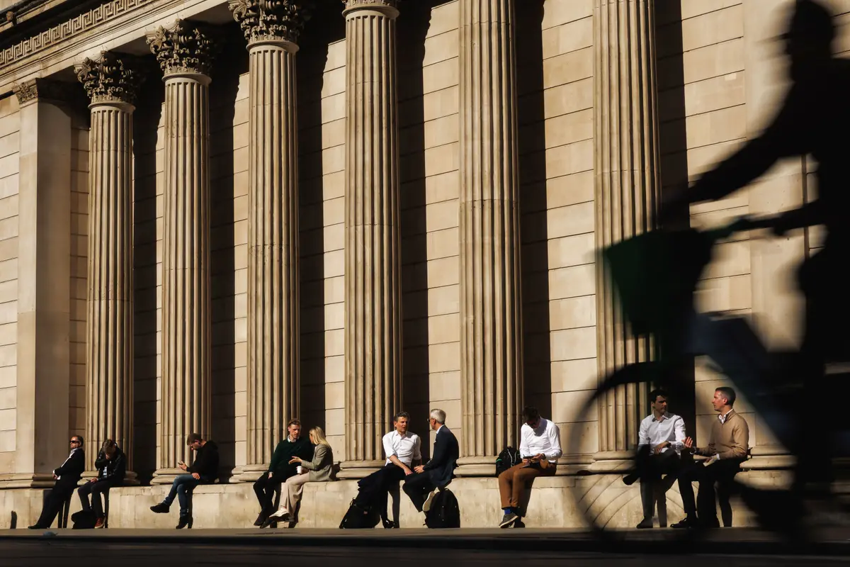 Bank of England Holds Rates at 3.75 Percent as Middle East Energy Fears Ease