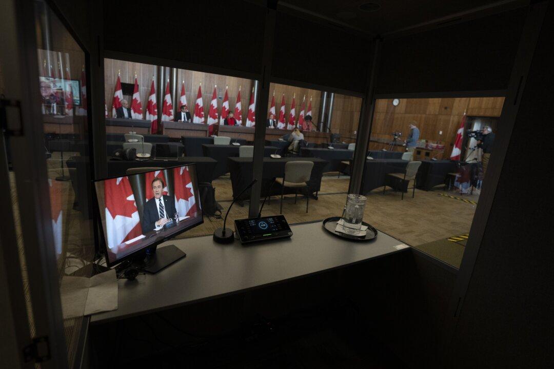 Federal Union Concerned About Planned Cuts to Translation Bureau