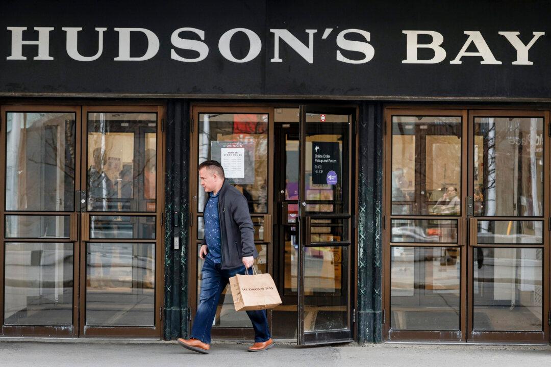 Hudson’s Bay Cuts 200 Corporate Jobs Effective April 4