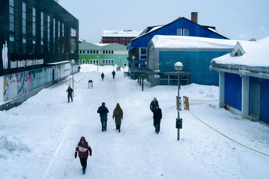 Ahead of Visit by Vance, Greenland’s Security Comes Into Focus