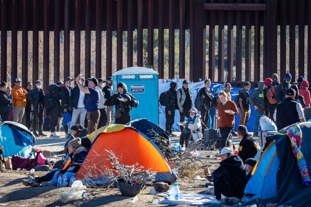 Judge Rules DOJ Can Pause Legal Guidance Funding for Illegal Immigrants Facing Deportation