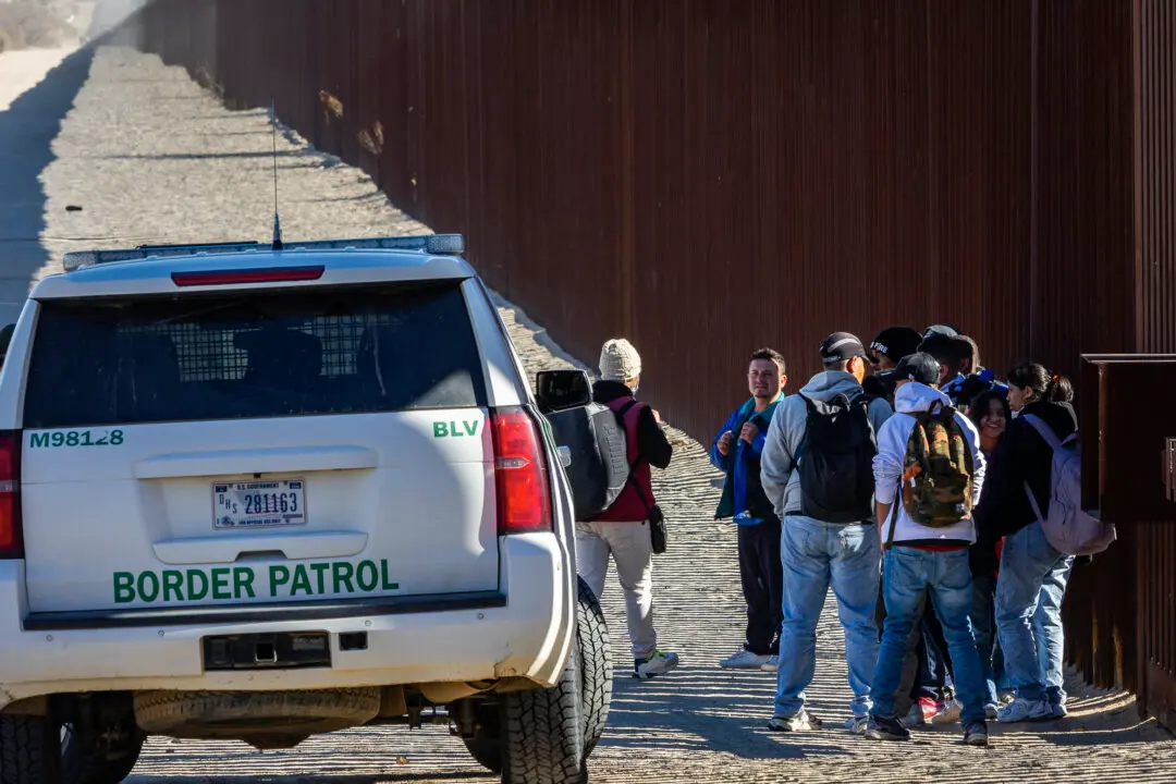 Appeals Court Blocks Federal Government’s Bar on Asylum Applications at Border