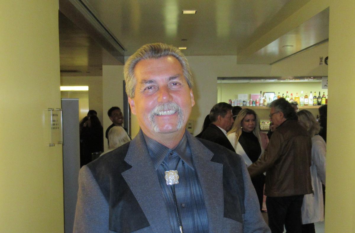 The Beauty of Shen Yun Impresses Thousand Oaks Theatergoer