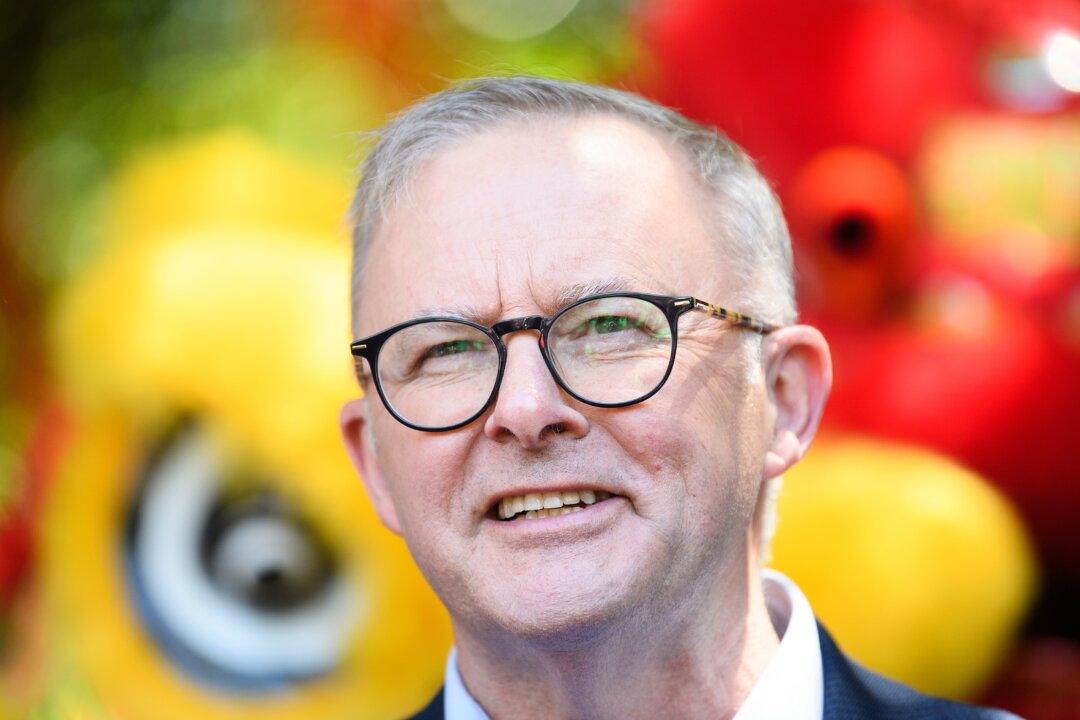 From WeChat to the Ballot Box: Can Chinese Social Media Influence the Australian Election?