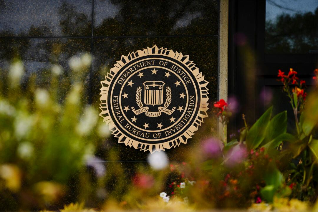 FBI Issues Identity Theft Warning Against Criminals Claiming Tax Refunds