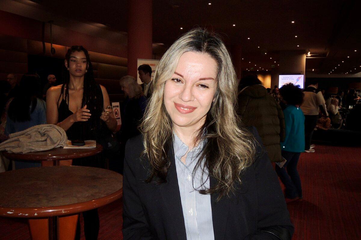 Mari Williams at the Shen Yun Performing Arts performance at Marion Oliver McCaw Hall on April 6, 2025. (Mary Zhang/The Epoch Times)