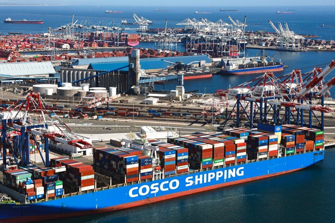 Trump Threatens Additional 50 Percent Tariff in Ultimatum to China