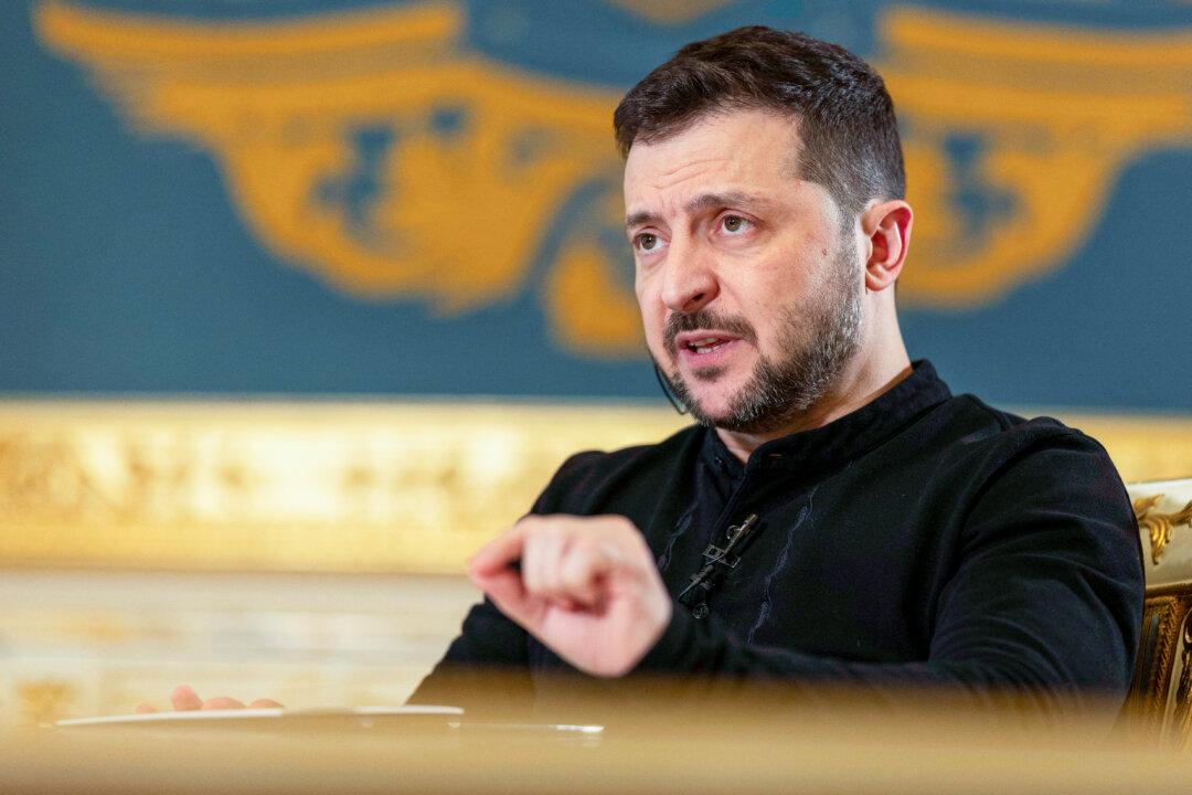 Ukraine Sanctions 3 Chinese Companies After Zelenskyy Alleges Weapons Transfers to Russia