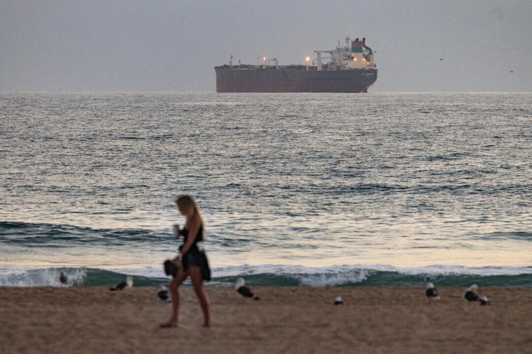 US Goods Trade Deficit Jumps Sharply on War-Fueled Surge in Imports