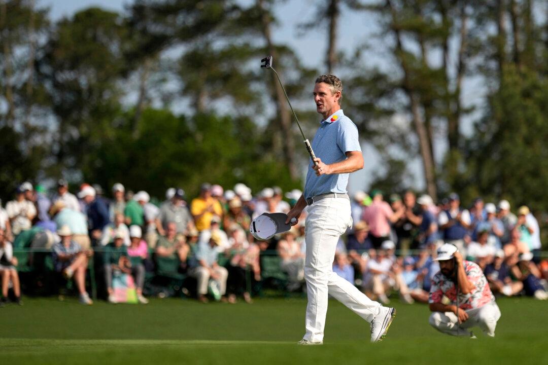 Justin Rose Steals the Masters Show and Builds 3-shot Lead Over Scottie Scheffler