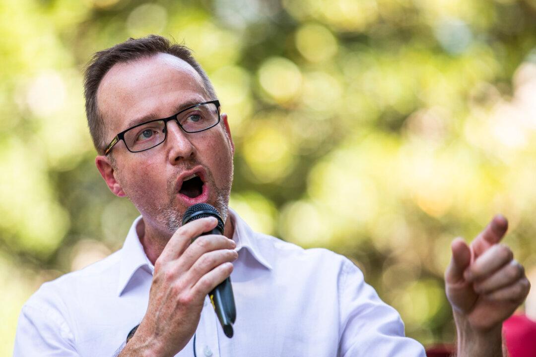 Greens Senator Calls for Investigation Into Australians Mentioned in Epstein Files