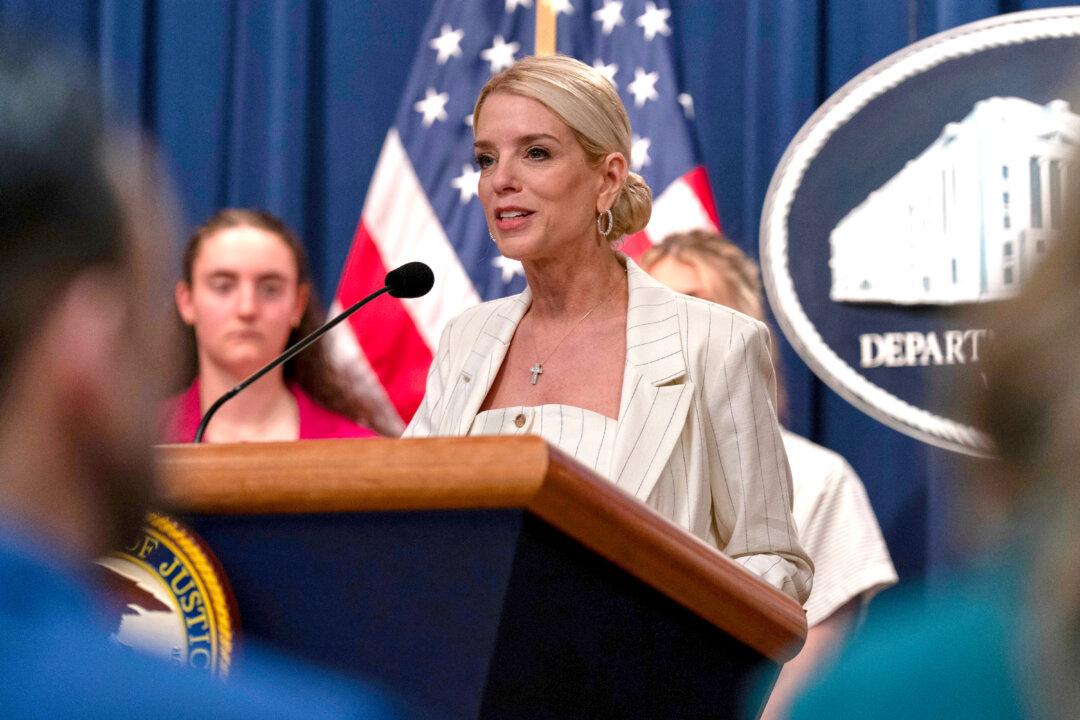 Bondi Says Deported El Salvador Man Not Coming Back