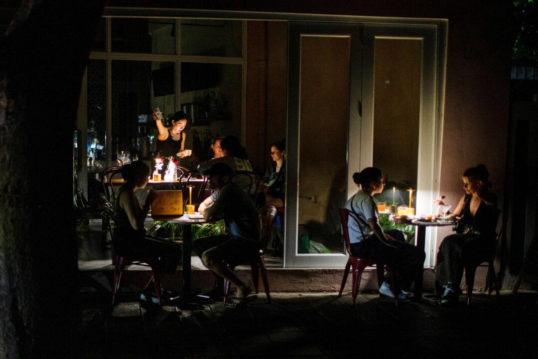 Puerto Rico Struck by Island-Wide Blackout Ahead of Easter Weekend