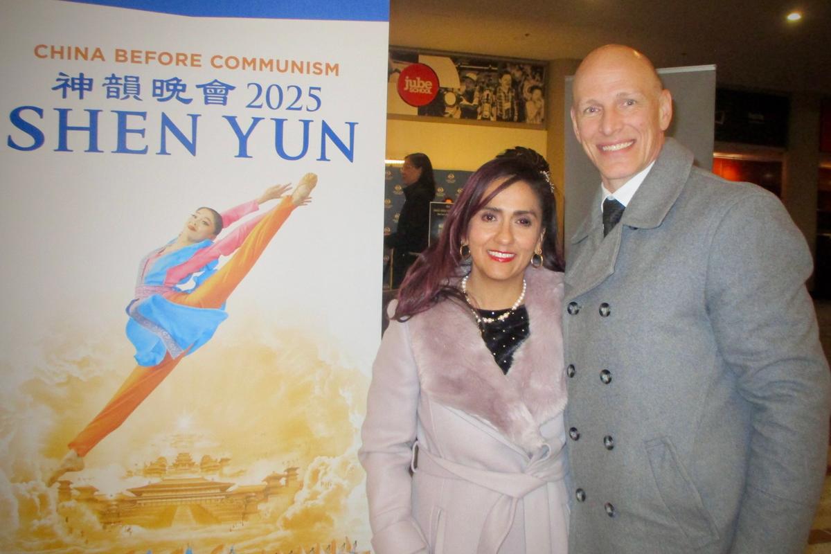 Calgary Audience Captivated by Shen Yun’s Erhu Virtuoso
