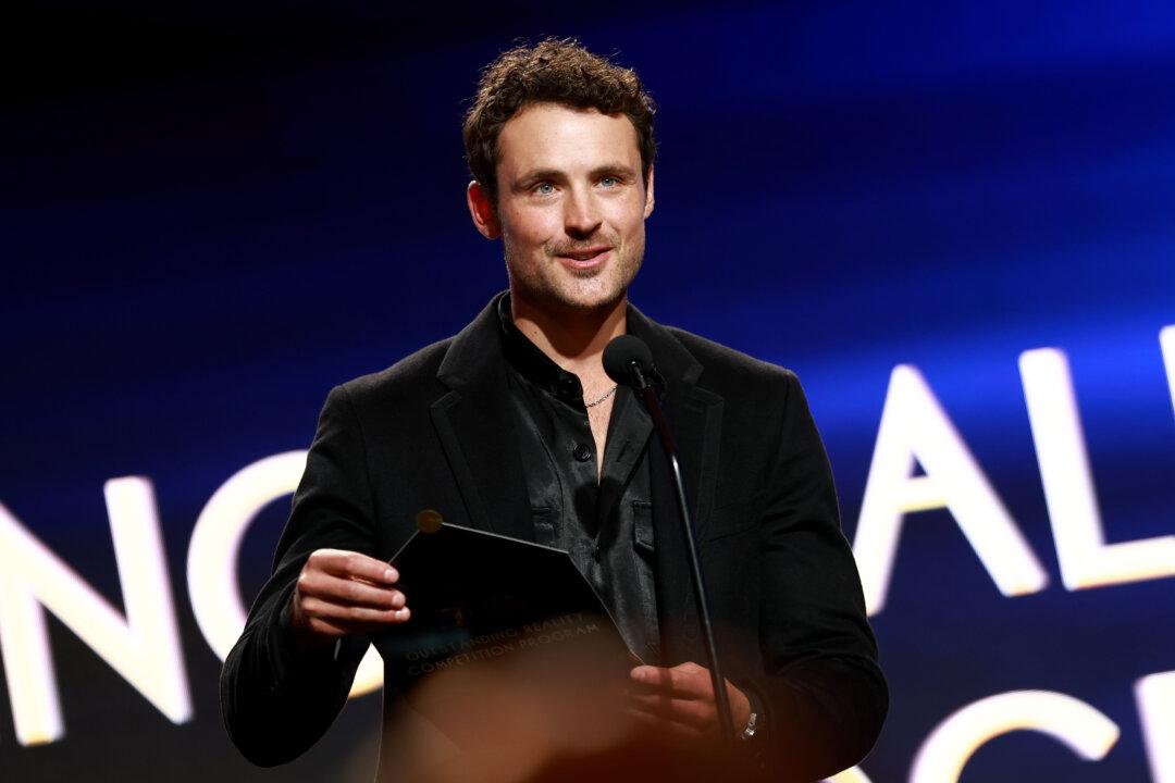 Dylan Efron Recounts Saving 2 Girls From Rip Current off Miami