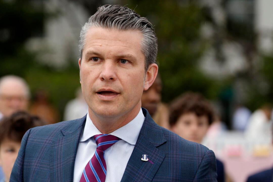 White House Not Looking for Hegseth Replacement: Press Secretary