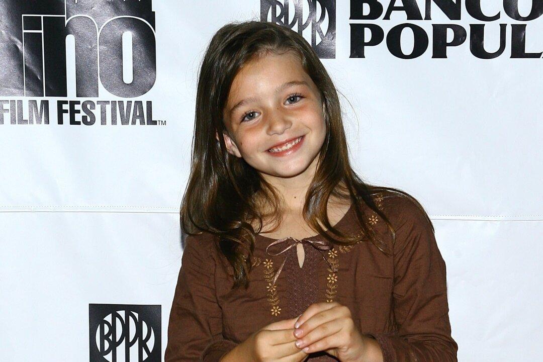 Former Child Actress Sophie Nyweide Dies at 24