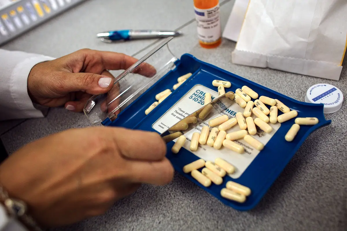 Commonly Used Antibiotic Poses Acute Respiratory Failure Risk for Adolescents: Study thumbnail