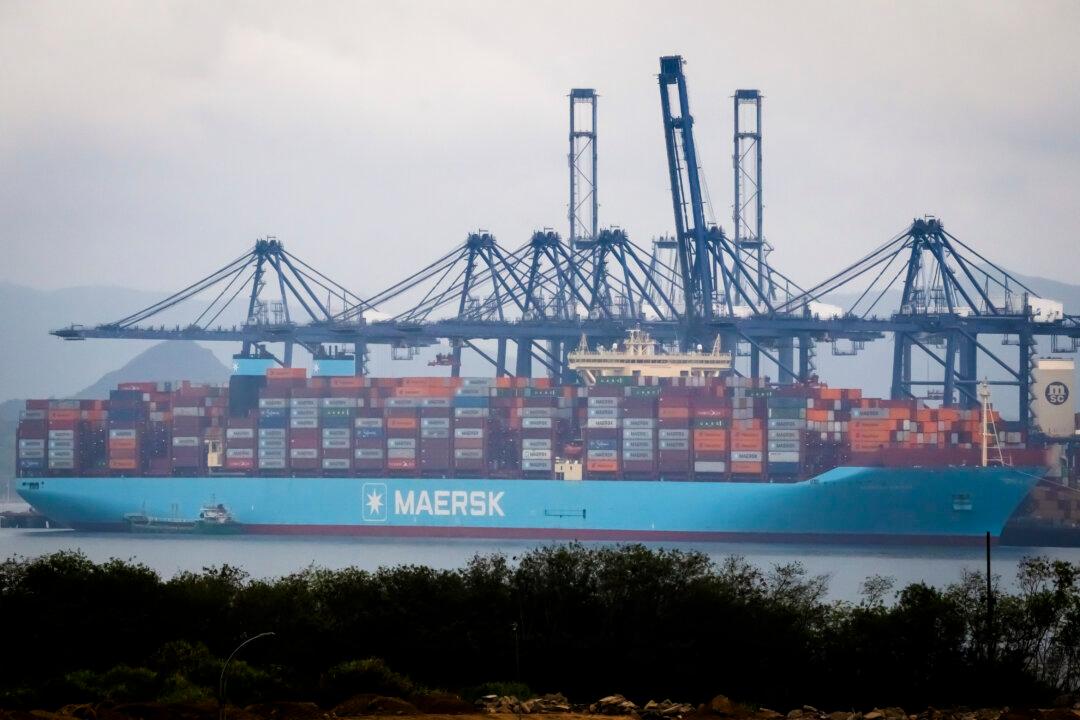 Data Reveal Drop in US Imports From China Amid Tariff Showdown