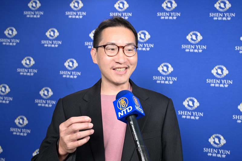 Ching-cheng Liu enjoyed Shen Yun at Yuanlin Performance Hall in Changhua, Taiwan, on April 19, 2025. (Pi-lung Sung/The Epoch Times)