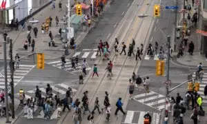 Canada Records First Annual Population Decrease in 2025: StatCan