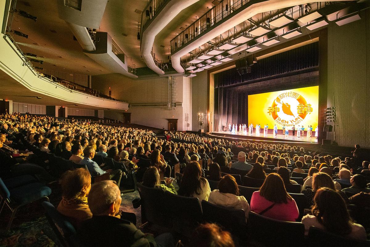 Shen Yun’s Performance of Chinese Culture a New Experience for Couple